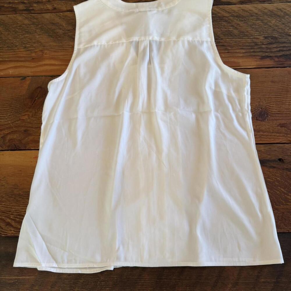 NWT White House Black Market tank - Picture 2 of 5